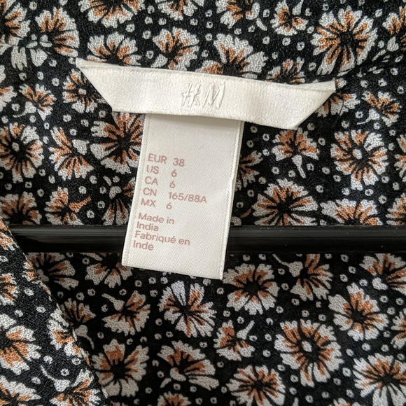H&M business top with floral print - Picture 3 of 3